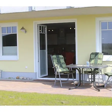 Nyaraló Holiday Apartment With 1 Bedroom