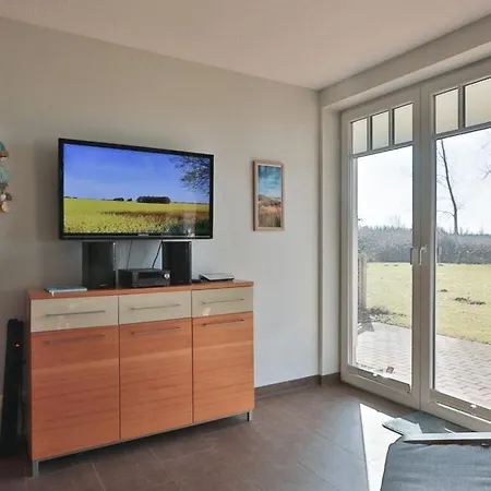 Holiday Apartment With 1 Bedroom Nyaraló *